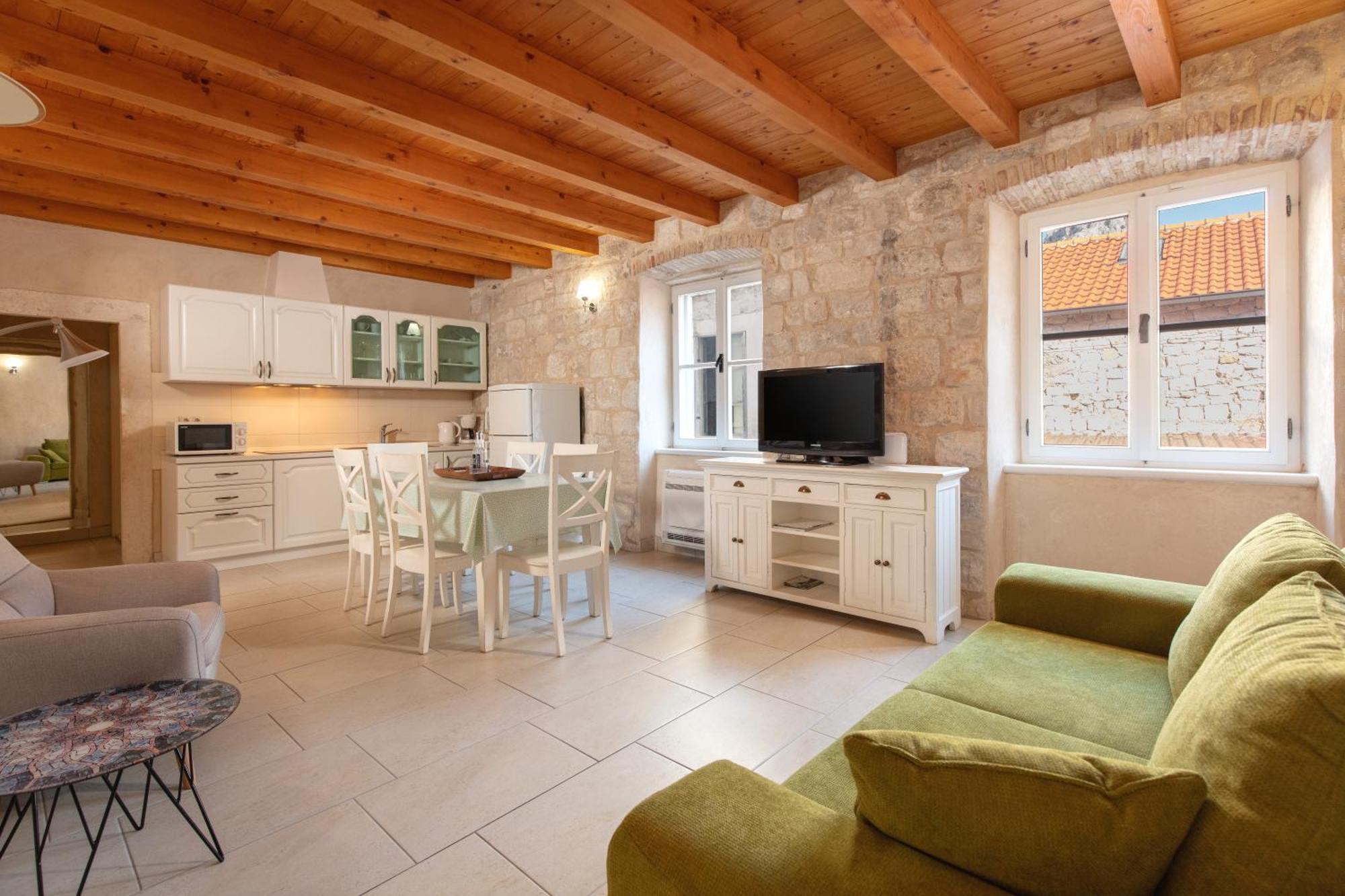 Villa Mama - Traditional Apartments In Omis, Free Parking Luaran gambar